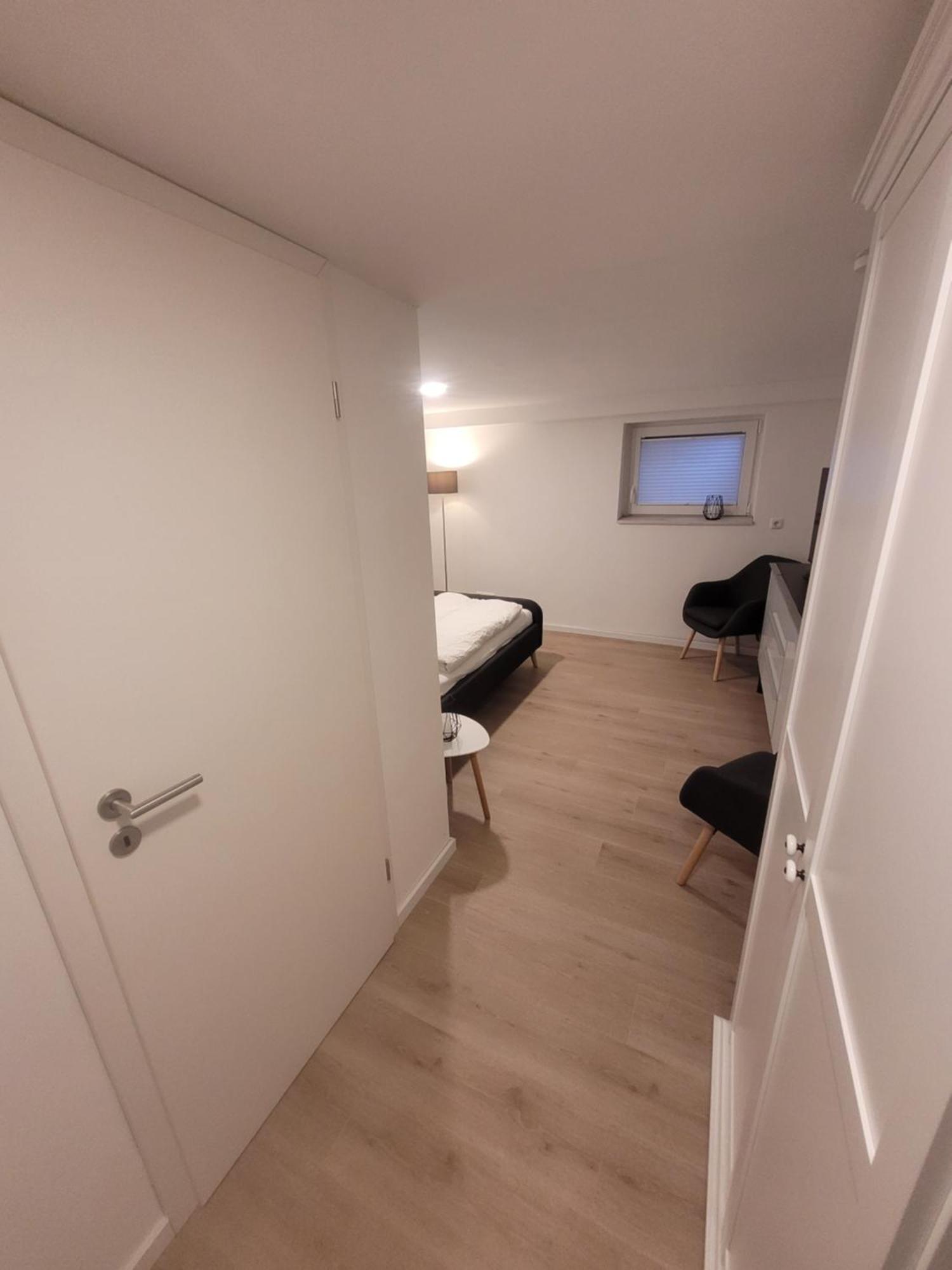 Zimmer Im Souterrain Mit Eigenem Bad ツェレ エクステリア 写真